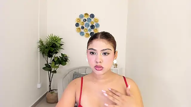 Snapshot of Mallory_Lee chatting on 05/12/26, 12:55 Mallory Lee online show from 05/12/26, 12:55