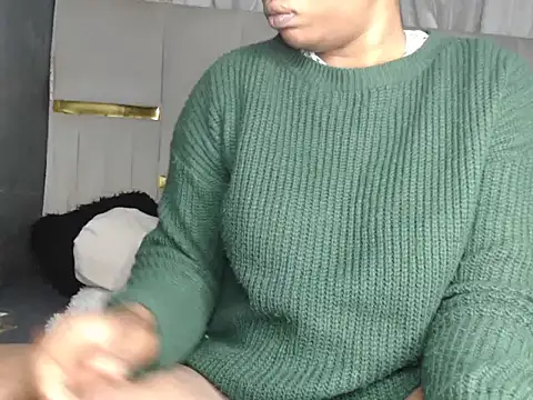 CreamyPussy95 online show from 04/16/26, 04:13
