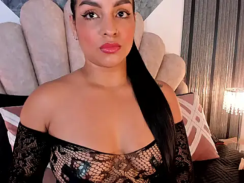 LongHair Queen online show from 05/22/26, 01:09