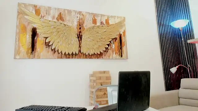 ivania lua online show from 04/13/26, 11:25