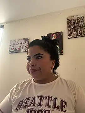 megan purpura online show from 04/30/26, 02:13