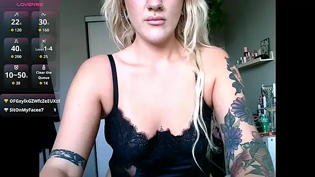 Snapshot of BettyBadNews chatting on 05/19/26, 12:48 BettyBadNews online show from 05/19/26, 12:48