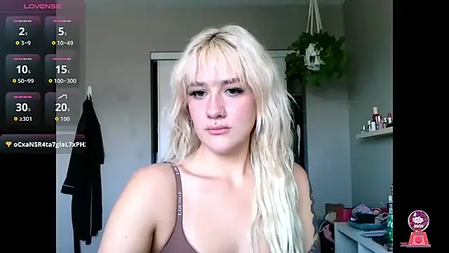Snapshot of BettyBadNews chatting on 05/19/26, 05:31 BettyBadNews online show from 05/19/26, 05:31