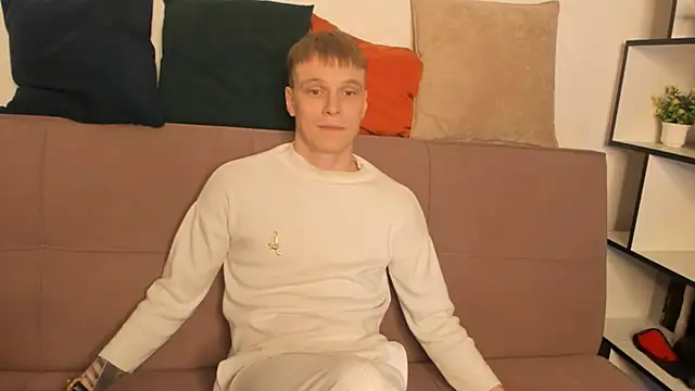 Snapshot of TwinkWhite chatting on 04/13/26, 09:08 TwinkWhite online show from 04/13/26, 09:08