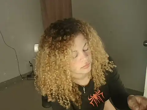 Michellblue online show from 06/11/26, 03:36