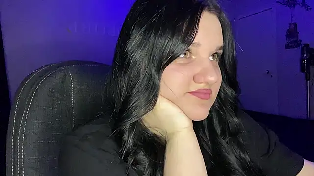 Penny Perry online show from 04/18/26, 06:43