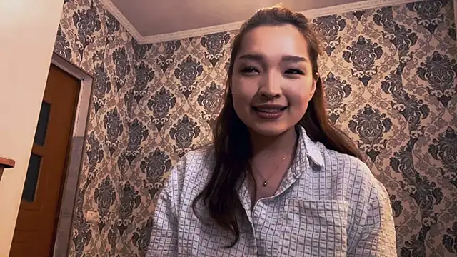 Snapshot of CordieCarone chatting on 04/12/26, 10:29 CordieCarone online show from 04/12/26, 10:29