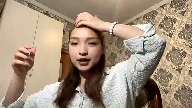 Snapshot of CordieCarone chatting on 04/14/26, 03:39 CordieCarone online show from 04/14/26, 03:39