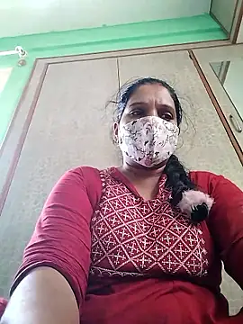 Snapshot of Monika_telugu_queen chatting on 04/14/26, 08:41 Monika telugu queen online show from 04/14/26, 08:41