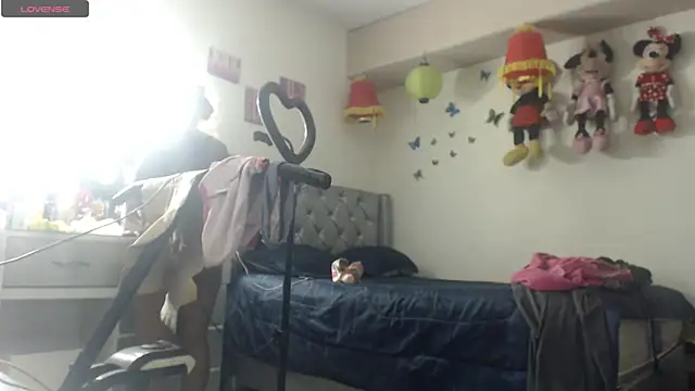 hotbrunettecasandra online show from 10/20/25, 02:17