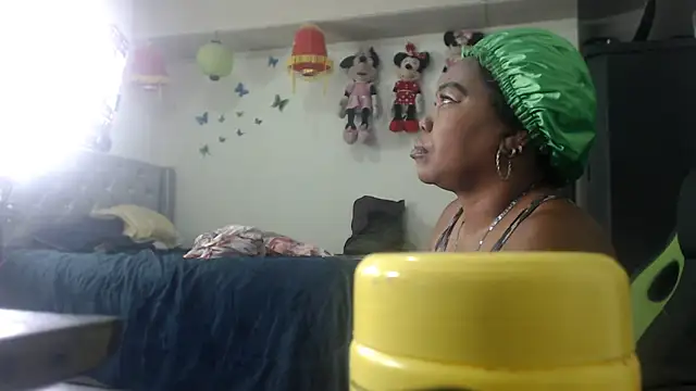 hotbrunettecasandra online show from 09/16/25, 10:16