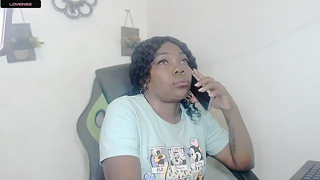 hotbrunettecasandra online show from 11/14/25, 02:48