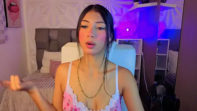 Snapshot of Perlaa_moon_ chatting on 06/01/26, 12:38 Perlaa moon online show from 06/01/26, 12:38
