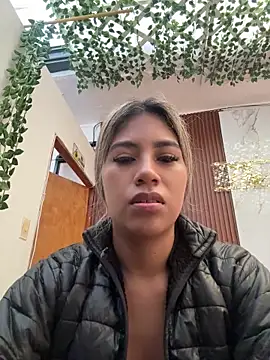 Kimmiebellarie online show from 05/25/26, 12:15