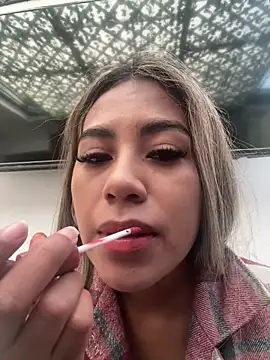 Kimmiebellarie online show from 05/15/26, 12:36