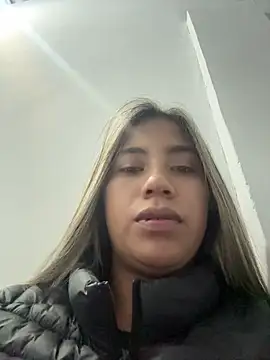 Kimmiebellarie online show from 04/18/26, 01:52