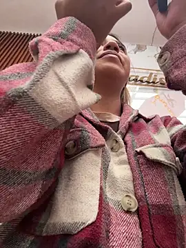 Kimmiebellarie online show from 04/23/26, 12:22