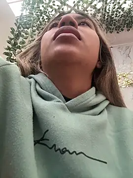 Kimmiebellarie online show from 05/14/26, 12:13