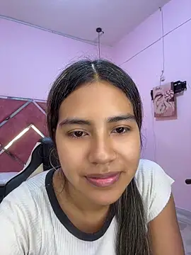Kimmiebellarie online show from 04/17/26, 12:19