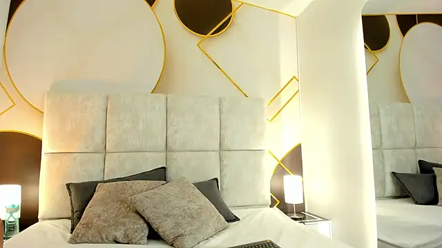 Liney09  online show from 04/14/26, 07:41