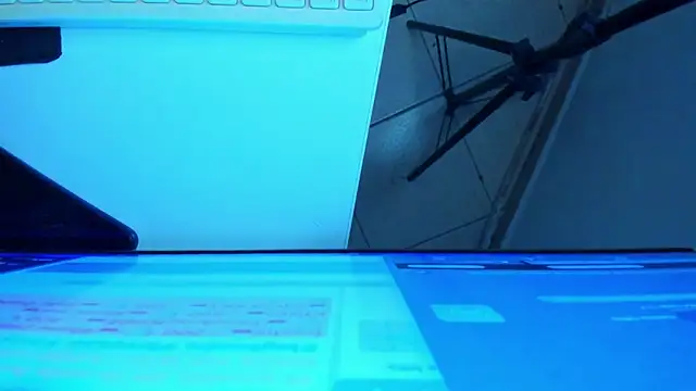 Snapshot of britanny_jones1 chatting on 06/15/26, 07:35 britanny jones1 online show from 06/15/26, 07:35