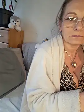 Blond lady czech online show from 05/15/26, 05:55