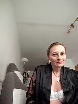 Blond lady czech online show from 04/13/26, 04:33