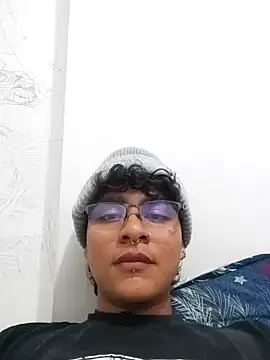 xhecho uzumaki online show from 04/22/26, 03:24