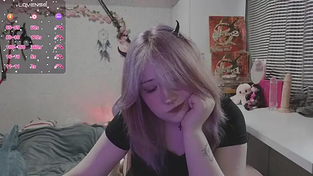 plumpy girl online show from 04/25/26, 01:41