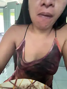 Snapshot of sexyPinay2026 chatting on 04/12/26, 11:41 sexyPinay2026 online show from 04/12/26, 11:41