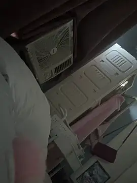 Snapshot of sexyPinay2026 chatting on 04/12/26, 12:03 sexyPinay2026 online show from 04/12/26, 12:03