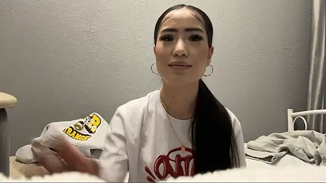 YukkiBones online show from 04/18/26, 10:54