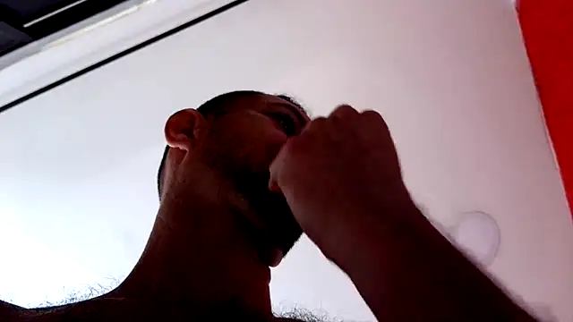 andrew 1520 online show from 09/20/25, 03:39