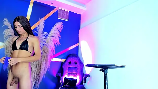 Molly Spears  online show from 05/04/26, 12:41