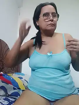 Snapshot of PienCanela chatting on 07/14/26, 11:16 PienCanela online show from 07/14/26, 11:16