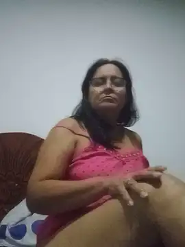 Snapshot of PienCanela chatting on 06/20/26, 03:00 PienCanela online show from 06/20/26, 03:00
