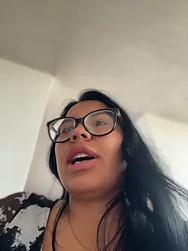 Iam-sophia27 online show from 06/05/26, 03:29
