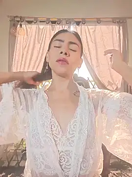 Vayolet  rouse online show from 04/17/26, 08:22