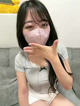 Snapshot of aoi_816 chatting on 06/16/26, 11:32 aoi 816 online show from 06/16/26, 11:32