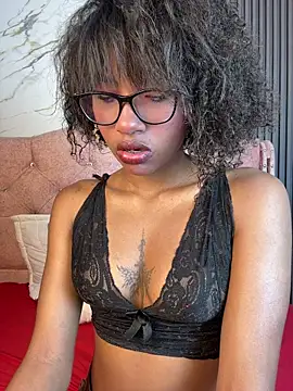 Snapshot of Morena-fire chatting on 04/11/26, 07:17 Morena-fire online show from 04/11/26, 07:17