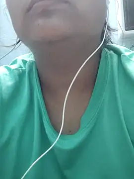 Siya mic online show from 04/12/26, 06:11