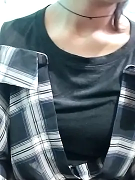 Liviya  225   online show from 04/14/26, 06:07