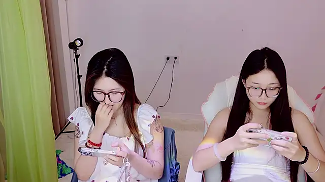 Xiongchumo1120 online show from 05/26/26, 03:15