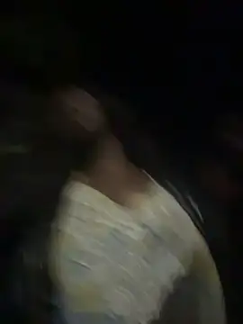 Pretty-pink online show from 04/20/26, 01:45