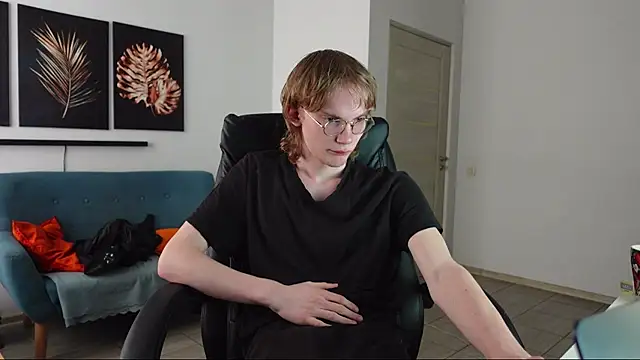 Dave Redmond online show from 04/22/26, 02:02