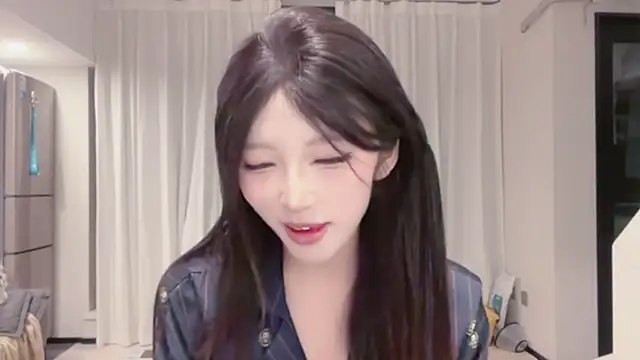 TeaTalk online show from 04/30/26, 02:13