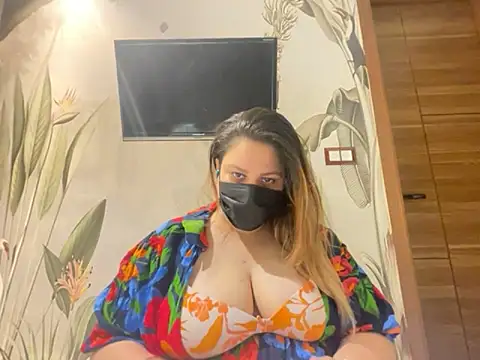 Snapshot of kavyasingh36 chatting on 05/05/26, 03:15 kavyasingh36 online show from 05/05/26, 03:15