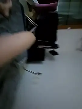 uju8251 online show from 04/16/26, 04:19