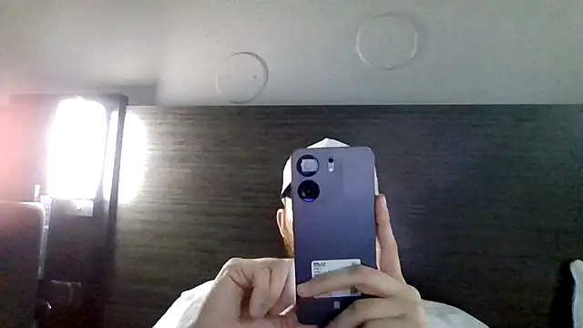 tallhungcloudzz online show from 04/25/26, 05:54