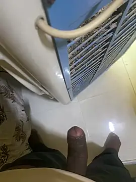 rahul 4457 online show from 04/15/26, 06:52